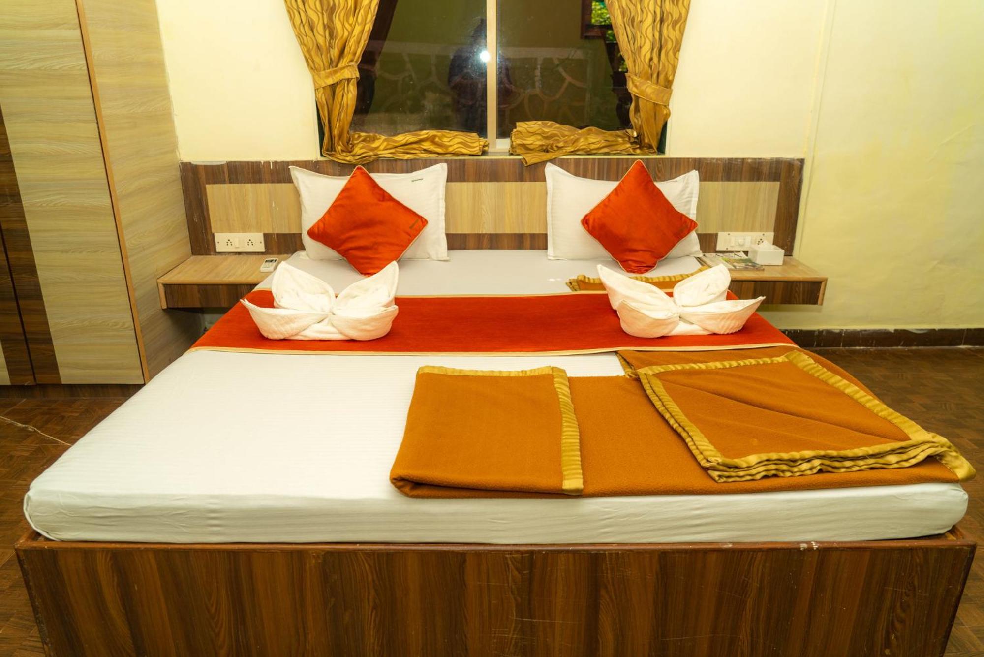 Wild Camp- The Nature Resort Khodala Luaran gambar