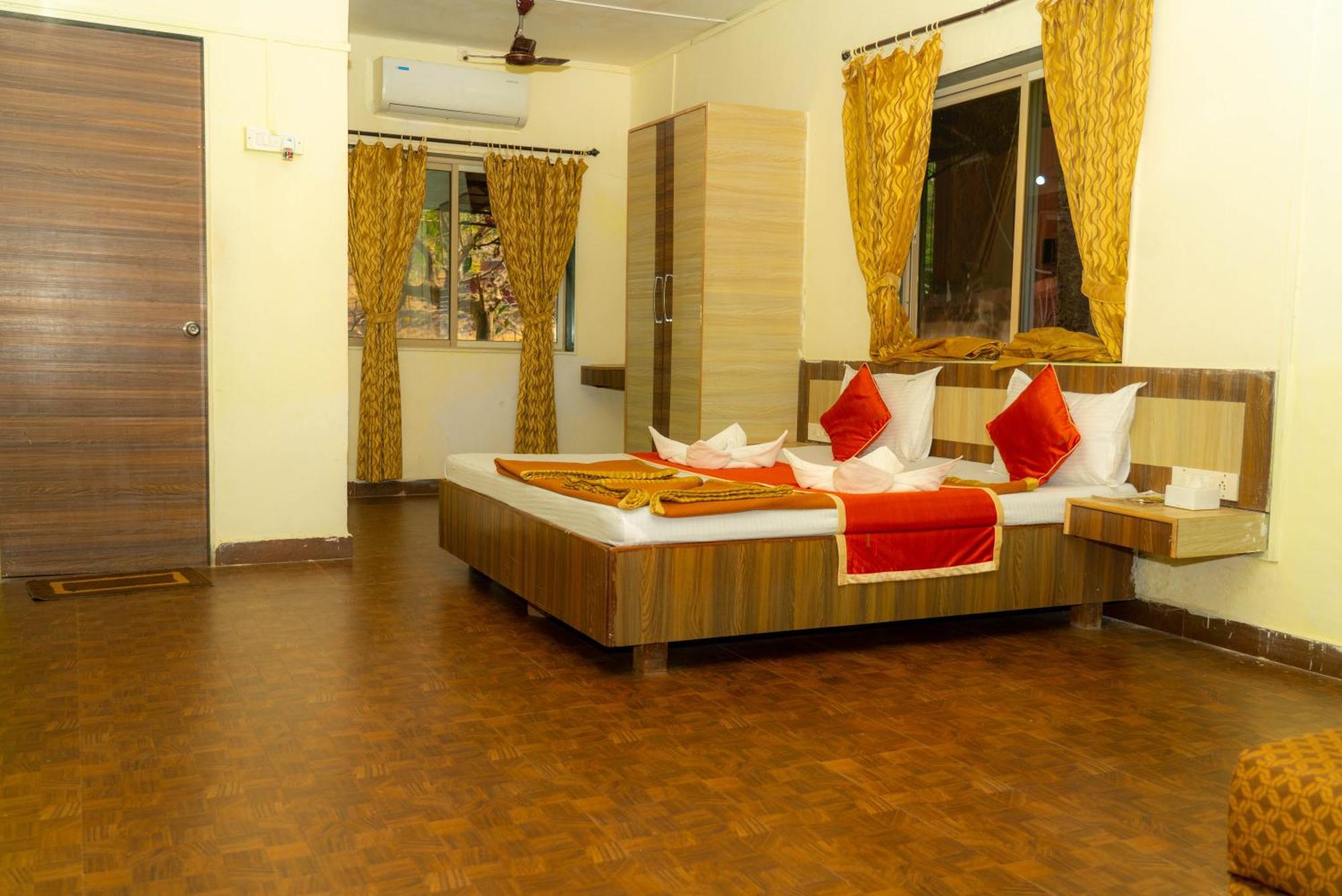 Wild Camp- The Nature Resort Khodala Luaran gambar
