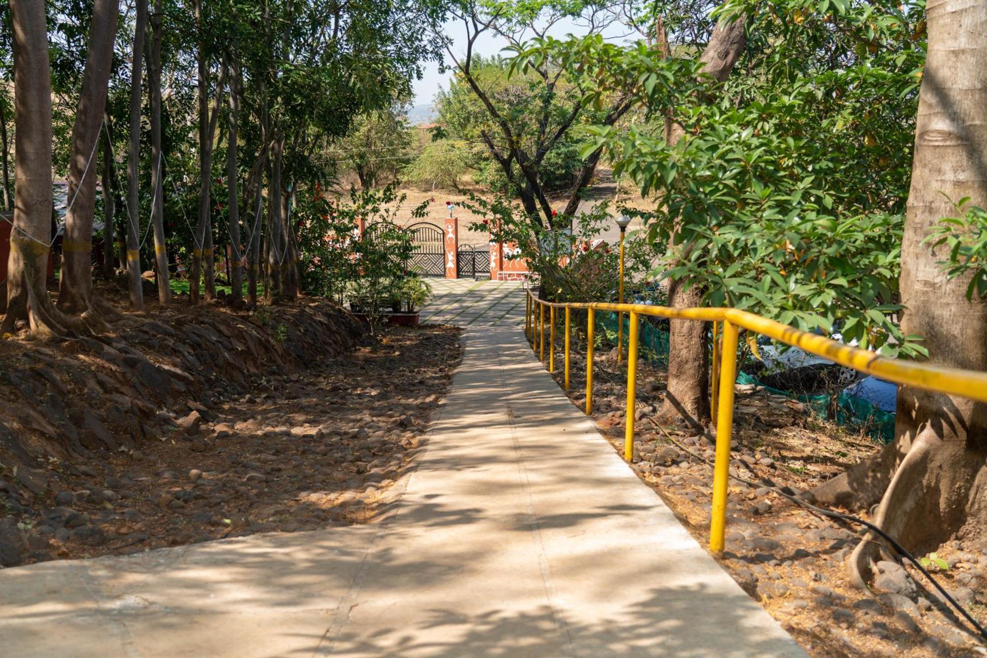 Wild Camp- The Nature Resort Khodala Luaran gambar