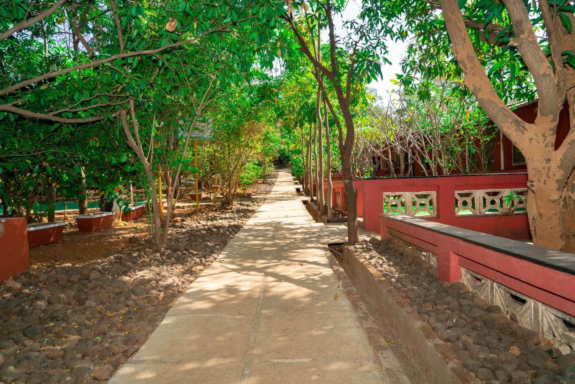 Wild Camp- The Nature Resort Khodala Luaran gambar